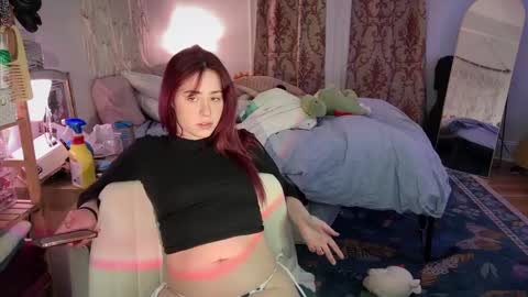 Snapshot of pretty_in_p1nk chatting on 02.18.25 Sophie  online show from 02.18.25