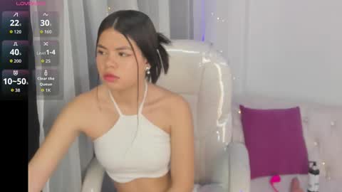 Snapshot of pretty_johnson_ chatting on 09.18.25 pretty online show from 09.18.25