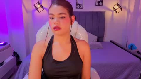 Snapshot of pretty_johnson_ chatting on 06.19.26 pretty online show from 06.19.26