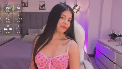 Snapshot of pretty_johnson_ chatting on 07.05.26 pretty online show from 07.05.26