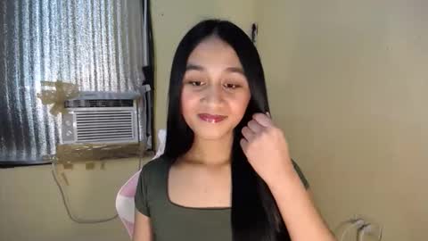 Snapshot of pretty_morenaxx chatting on 09.14.25 Marimar online show from 09.14.25