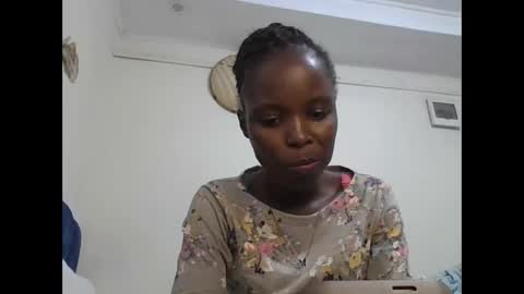 pretty_petite_ebony online show from 01.17.26
