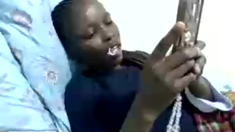 Snapshot of pretty_petite_ebony chatting on 06.20.26 pretty_petite_ebony online show from 06.20.26