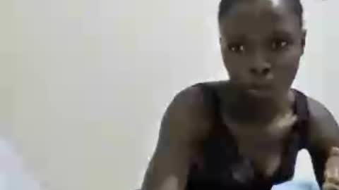 Snapshot of pretty_petite_ebony chatting on 07.05.26 pretty_petite_ebony online show from 07.05.26