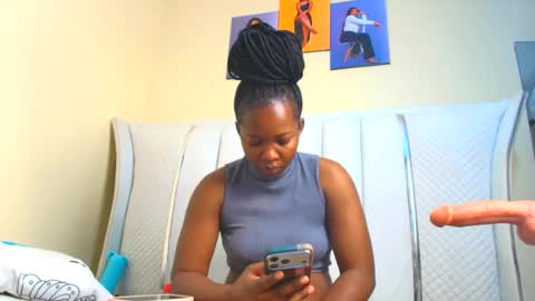 Essy online show from 08.08.26