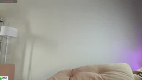 Snapshot of pretty_sharon chatting on 07.21.26 Sharon online show from 07.21.26