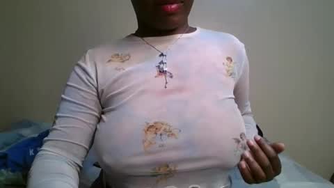 pretty_shila online show from 10.21.25