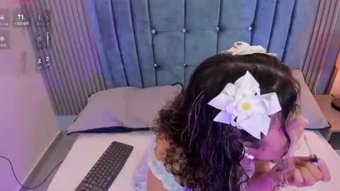 Snapshot of pretty_sunlight_ chatting on 06.21.26 Daisy Flower online show from 06.21.26