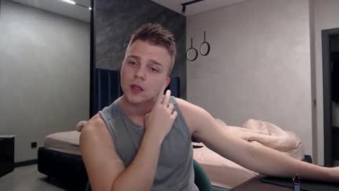 Justin online show from 10.31.25