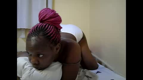 pretty_tiffany7 online show from 06.10.26