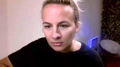 Snapshot of prettybabypetite chatting on 01.07.26 Missy Jack online show from 01.07.26