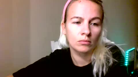 Snapshot of prettybabypetite chatting on 02.03.26 Missy Jack online show from 02.03.26