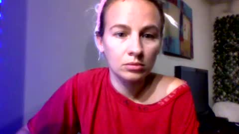 Snapshot of prettybabypetite chatting on 03.10.26 Missy Jack online show from 03.10.26