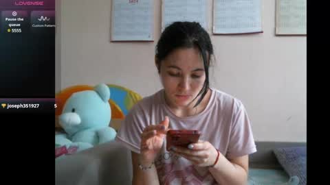 Bella online show from 12.23.24