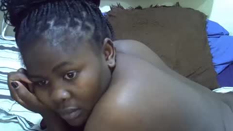 Snapshot of prettybooty1 chatting on 02.28.25 prettybooty1 online show from 02.28.25