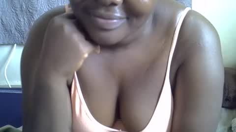 Snapshot of prettybooty1 chatting on 03.03.25 prettybooty1 online show from 03.03.25