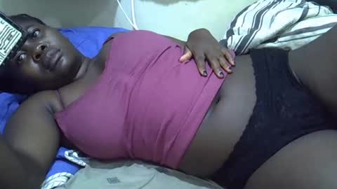 Snapshot of prettybooty1 chatting on 03.04.25 prettybooty1 online show from 03.04.25