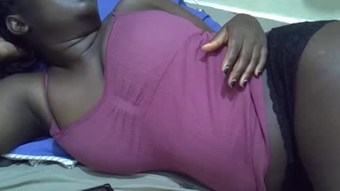 Snapshot of prettybooty1 chatting on 03.05.25 prettybooty1 online show from 03.05.25