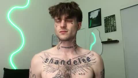 pretty boy online show from 11.18.25