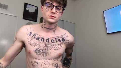 Snapshot of prettyboyszn chatting on 01.10.26 pretty boy online show from 01.10.26