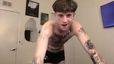 Snapshot of prettyboyszn chatting on 01.19.26 pretty boy online show from 01.19.26