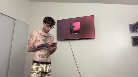 Snapshot of prettyboyszn chatting on 02.09.26 pretty boy online show from 02.09.26