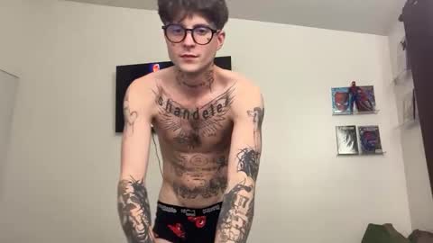 Snapshot of prettyboyszn chatting on 03.05.26 pretty boy online show from 03.05.26