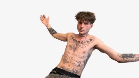 Snapshot of prettyboyszn chatting on 03.08.26 pretty boy online show from 03.08.26