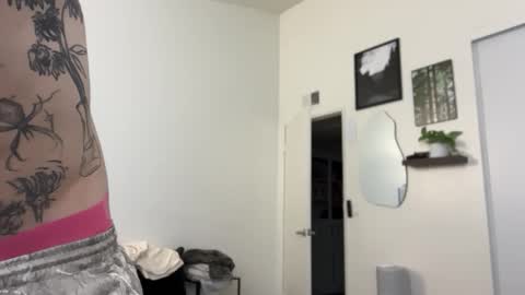 pretty boy online show from 05.25.26