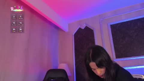 Snapshot of prettybullet chatting on 06.11.26 GTM-5 online show from 06.11.26