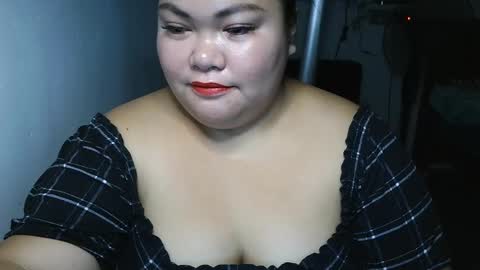 Snapshot of prettycarla_ chatting on 10.17.25 prettycarla online show from 10.17.25
