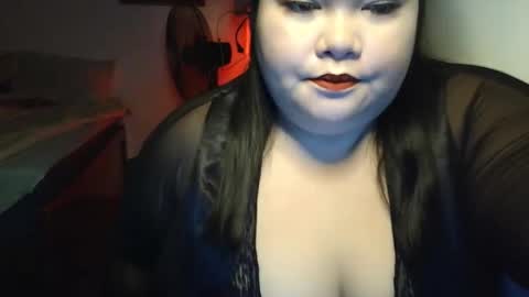 Snapshot of prettycarla_ chatting on 10.27.25 prettycarla online show from 10.27.25