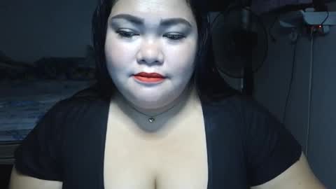 Snapshot of prettycarla_ chatting on 11.13.25 prettycarla online show from 11.13.25