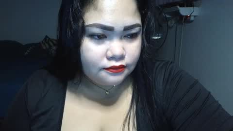 Snapshot of prettycarla_ chatting on 11.22.25 prettycarla online show from 11.22.25