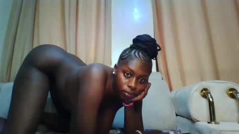 prettydulce online show from 10.11.25