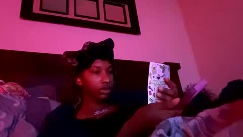 prettyfacefemale online show from 10.14.25