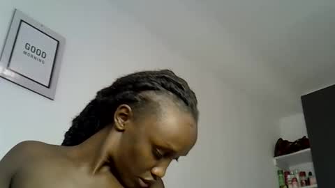 Pretty darkskin doll online show from 04.14.26