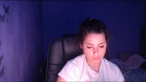 prettyjulliette online show from 01.21.25