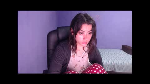 prettyjulliette online show from 02.03.25