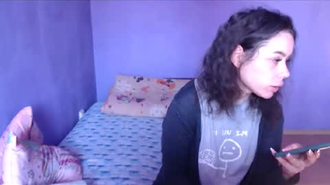 prettyjulliette online show from 03.05.25