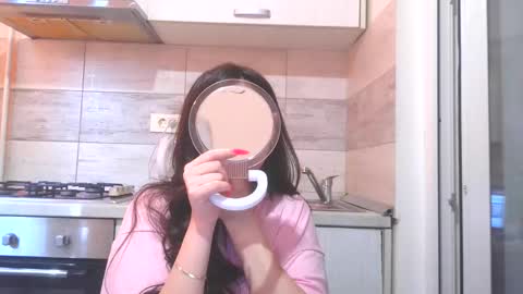 prettyjulliette online show from 04.28.26