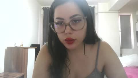 prettyjulliette online show from 06.08.26