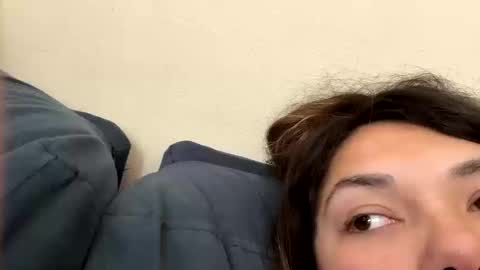 prettylatinamomma01 online show from 10.18.25