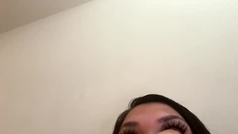 prettylatinamomma01 online show from 02.04.26