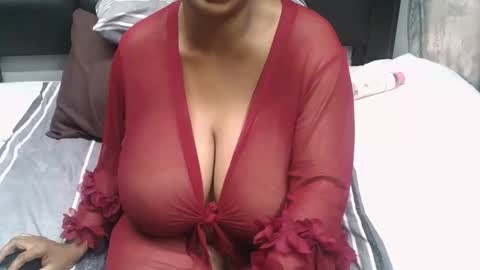 prettylisa97 online show from 12.14.25