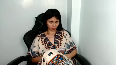 Snapshot of prettylittle_lady chatting on 06.08.26 prettylittle_lady online show from 06.08.26