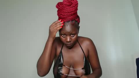 Snapshot of prettyliz1999 chatting on 01.10.25 Lizzy online show from 01.10.25