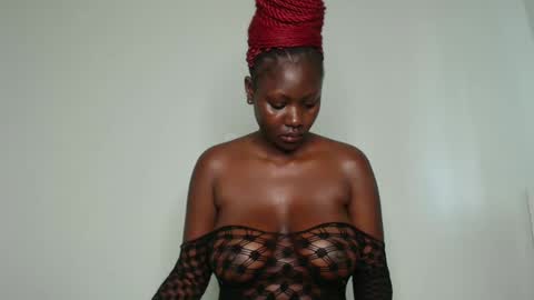 Snapshot of prettyliz1999 chatting on 01.11.25 Lizzy online show from 01.11.25