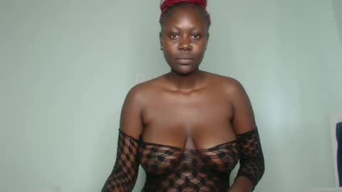 Snapshot of prettyliz1999 chatting on 01.14.25 Lizzy online show from 01.14.25