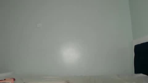 Snapshot of prettyliz1999 chatting on 02.27.25 Lizzy online show from 02.27.25